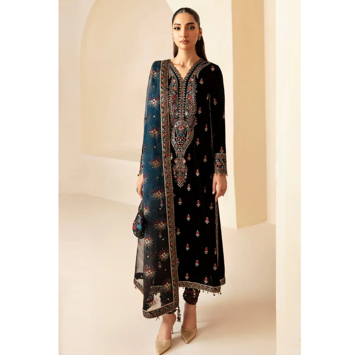 3-PC Suit On velvet fabric with organza Dupatta FC-50